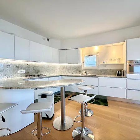 Frontemar Residenze Sul Mare - Carraro Immobiliare - Family Apartmán Lido di Jesolo