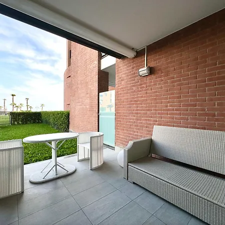Frontemar Residenze Sul Mare - Carraro Immobiliare - Family * Lido di Jesolo